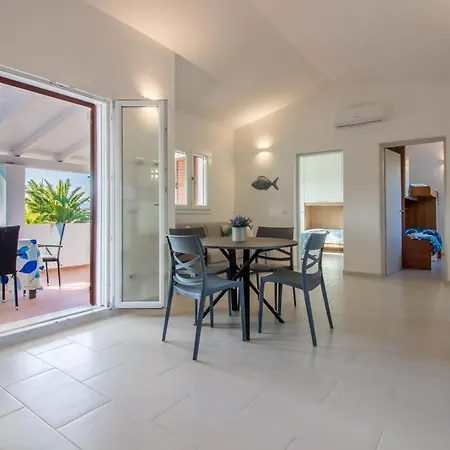 Guesthost - Casa Nina - Relax Close To The Porto Istana