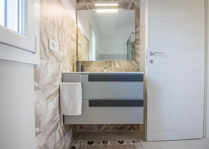 Guesthost - Casa Nina - Relax Close To The Apartment *